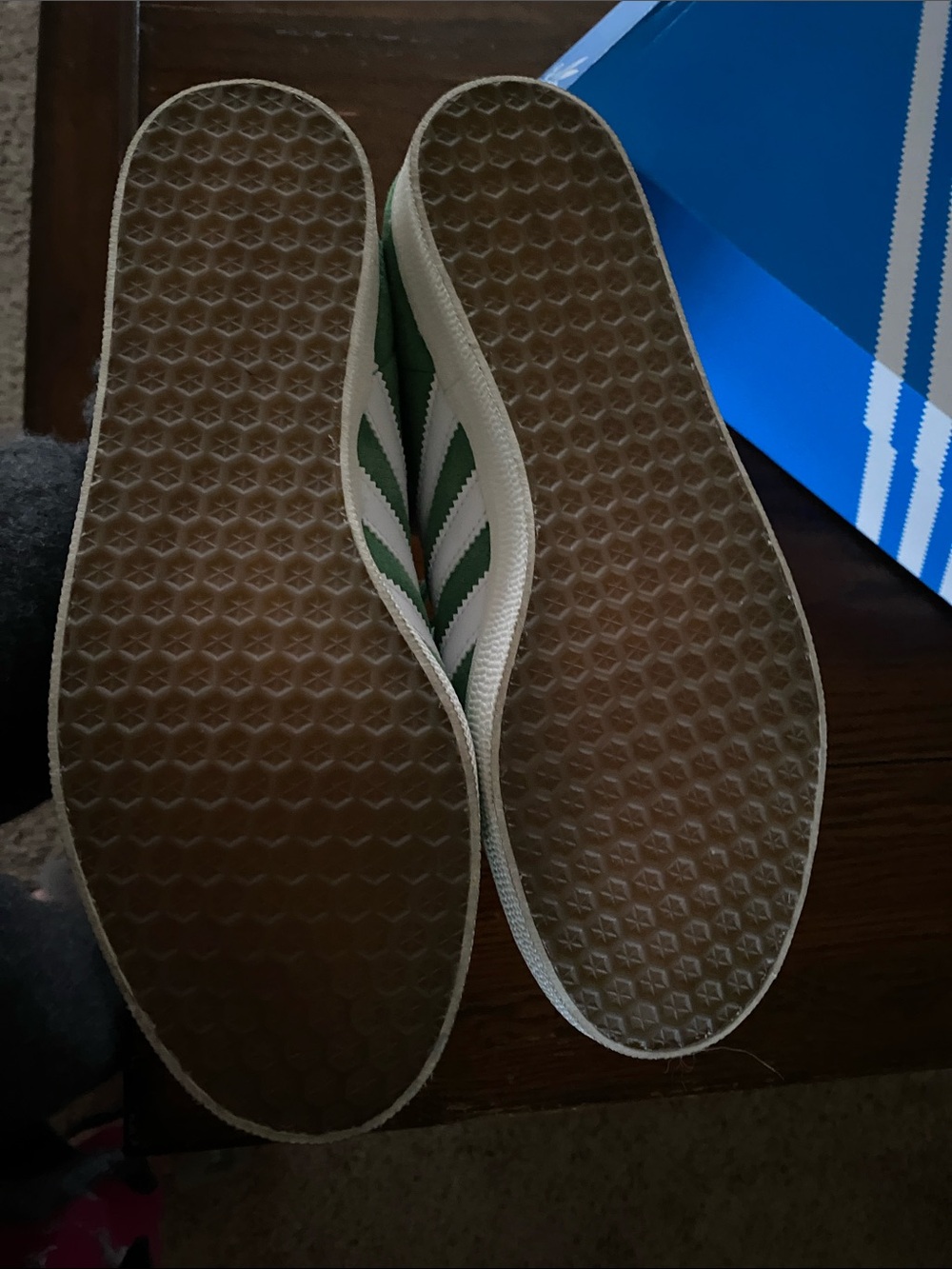 NWOTS Adidas Gazelle - Picture 4 of 6